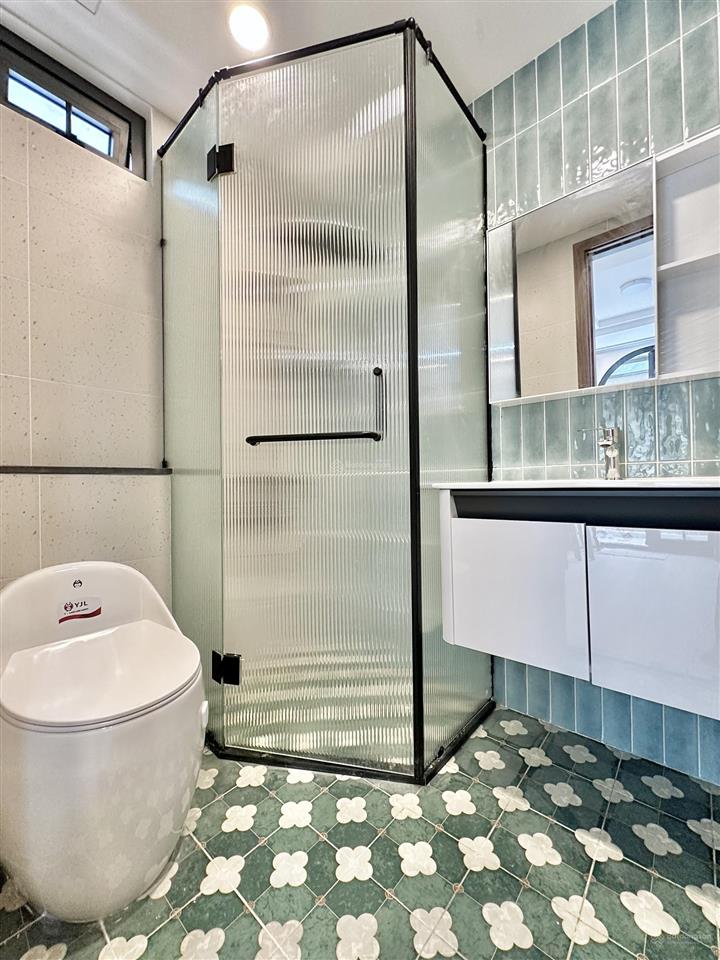 Cho thuê căn hộ mới 35m2 có ban công, an ninh, full nội thất cao cấp ngay khu phan xích long.