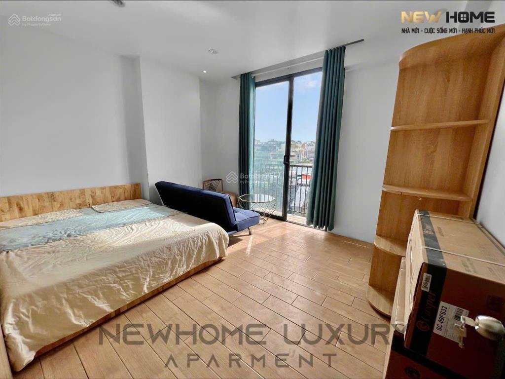 Cho thuê căn hộ 1 phòng ngủ + 1 pk 45m2 50m2 full nội thất, ban công khu vực trung tâm phú nhuận