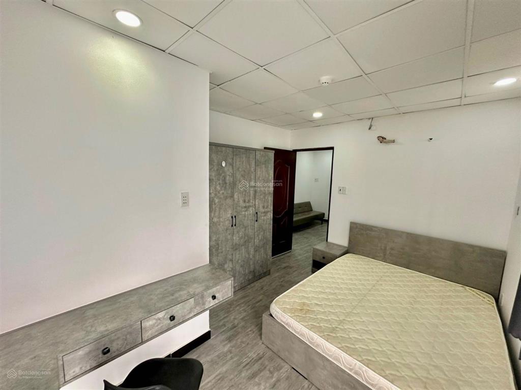 Cho thuê căn hộ 1 phòng ngủ + 1 pk 45m2 50m2 full nội thất, ban công khu vực trung tâm phú nhuận