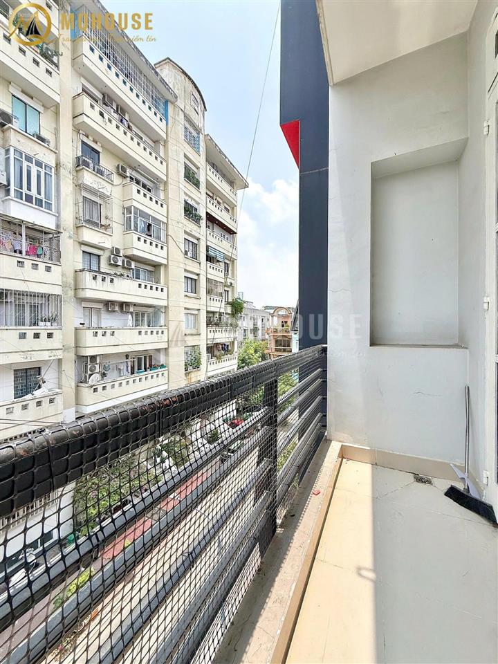Cho thuê căn hộ ban công 40m2 full nội thất tiện nghi. công viên lê thị riêng, oto tới nhà