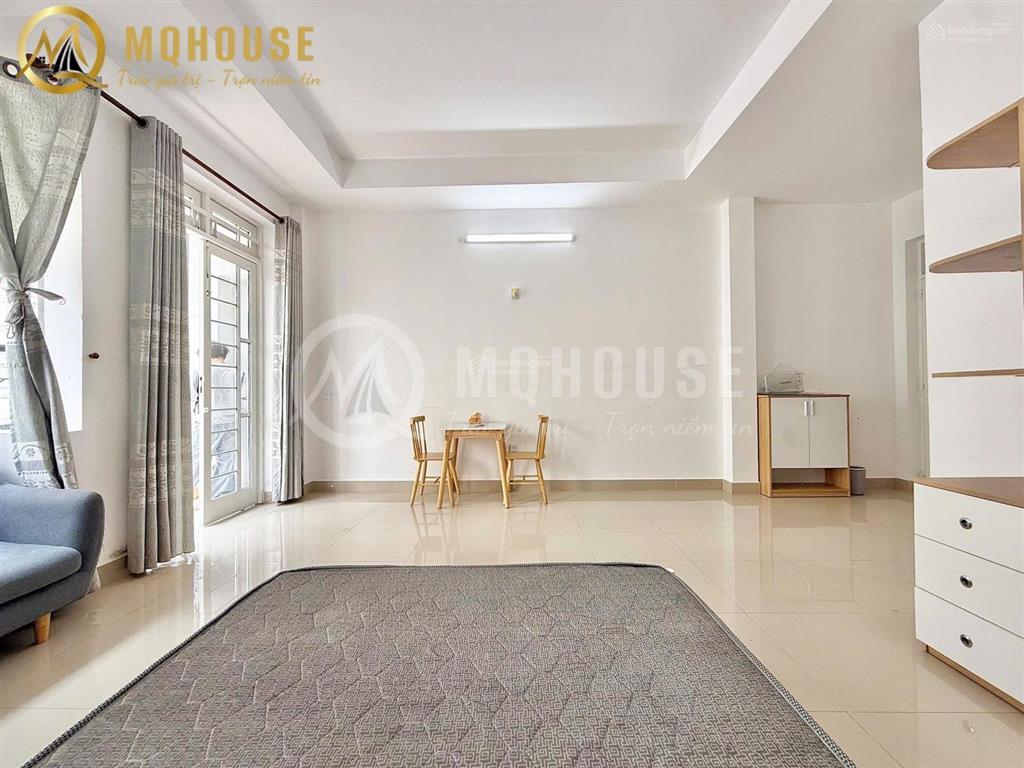 Cho thuê căn hộ ban công 40m2 full nội thất tiện nghi. công viên lê thị riêng, oto tới nhà