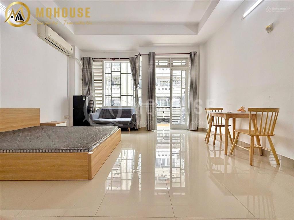 Cho thuê căn hộ ban công 40m2 full nội thất tiện nghi. công viên lê thị riêng, oto tới nhà