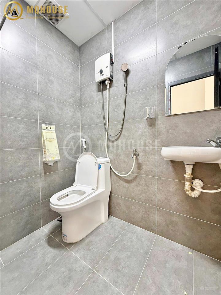 Cho thuê căn hộ ban công 40m2 full nội thất tiện nghi. công viên lê thị riêng, oto tới nhà