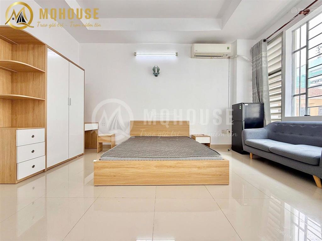 Cho thuê căn hộ ban công 40m2 full nội thất tiện nghi. công viên lê thị riêng, oto tới nhà