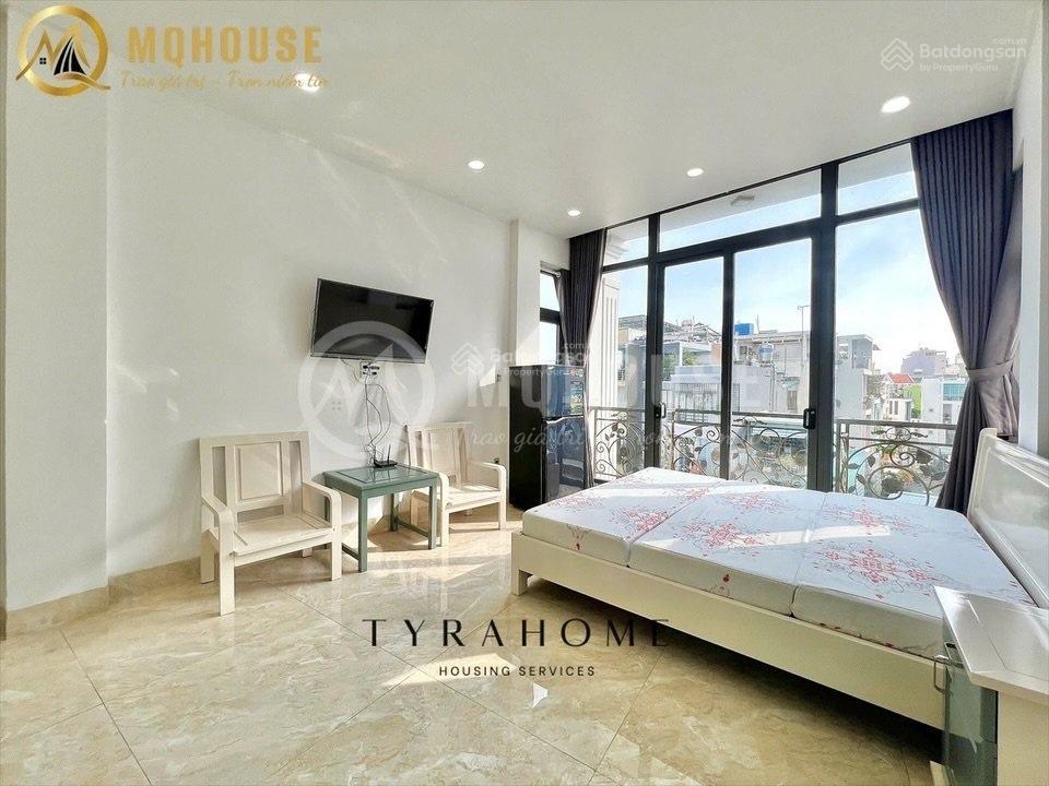 Khai trương căn hộ studio ban công, cửa sổ 35m2 ngay ngã 4 phú nhuận. full nt, thang máy tiện nghi