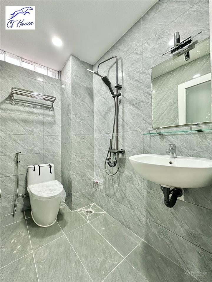 Cho thuê căn hộ 40m2 full nt mới ngay nguyễn hữu cảnh, gần the manor. phù hợp ở 1  2 người