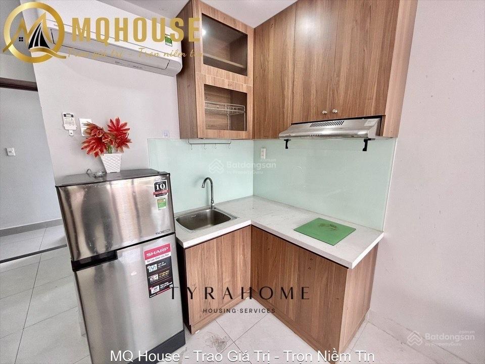 Cho thuê căn hộ ban công full nội thất. có thang máy, bảo vệ, hầm xe rộng. đường nguyễn văn đậu