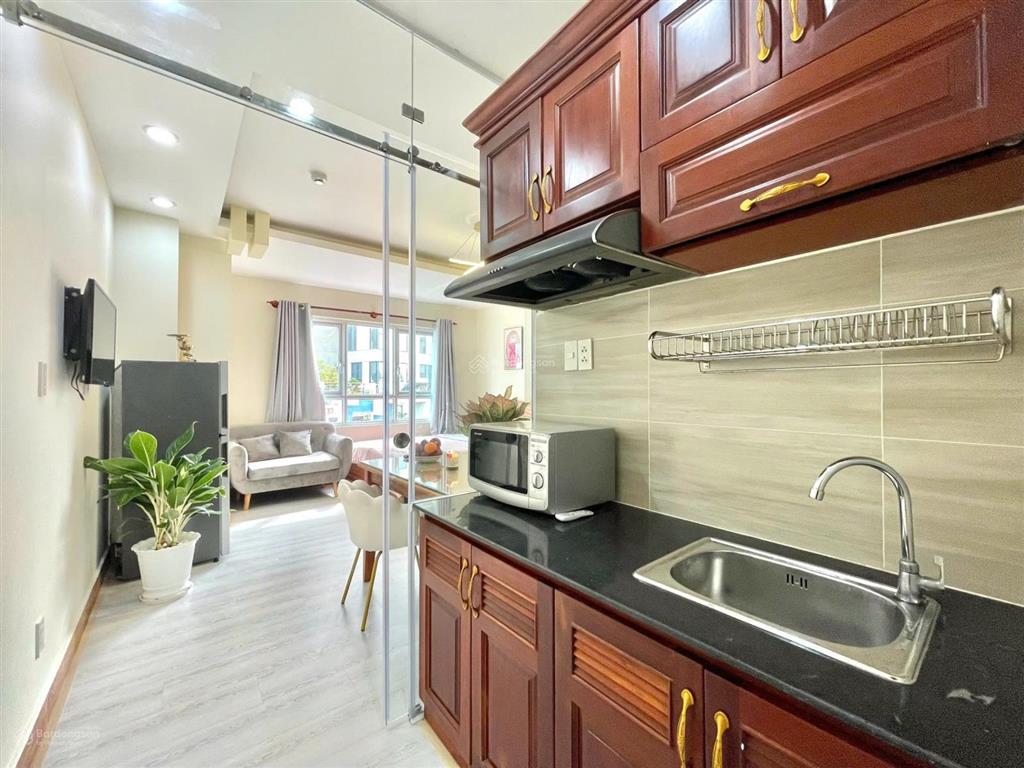 Cho thuê hệ thống căn hộ 1 phòng ngủ tách bếp 45m2 full nội thất. khu vực ngã 4 hàng xanh