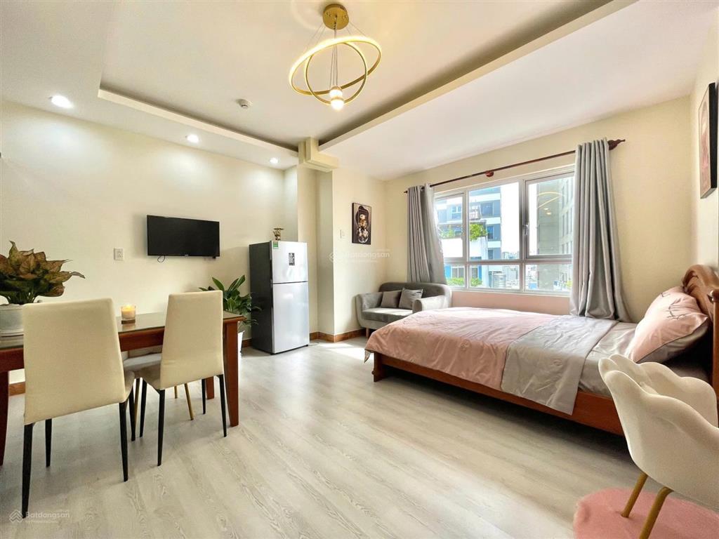 Cho thuê hệ thống căn hộ 1 phòng ngủ tách bếp 45m2 full nội thất. khu vực ngã 4 hàng xanh