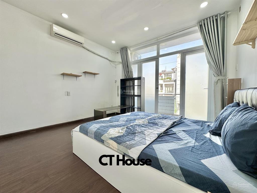 Cho thuê căn hộ 1pn ban công, tách bếp 35m2 full nội thất. ngay cầu bông đường lê văn duyệt giáp q1
