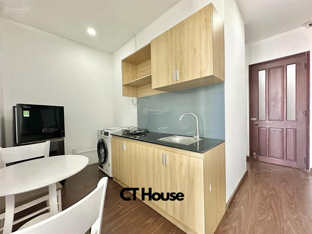 Cho thuê căn hộ 1pn ban công, tách bếp 35m2 full nội thất. ngay cầu bông đường lê văn duyệt giáp q1