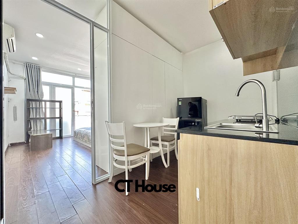 Cho thuê căn hộ 1pn ban công, tách bếp 35m2 full nội thất. ngay cầu bông đường lê văn duyệt giáp q1