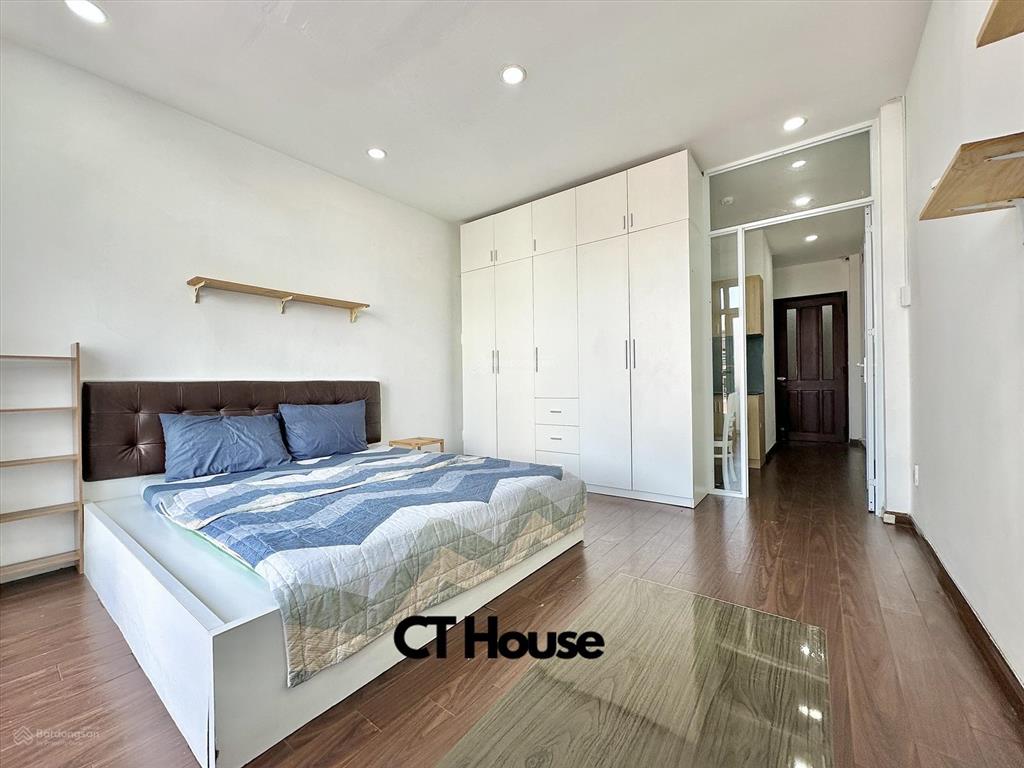 Cho thuê căn hộ 1pn ban công, tách bếp 35m2 full nội thất. ngay cầu bông đường lê văn duyệt giáp q1