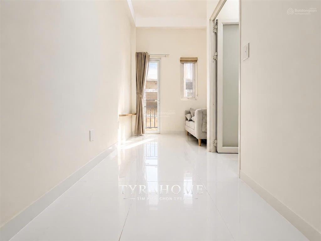 Khai trương 1 phòng ngủ tách bếp, ban công 40m2, giặt riêng, nội thất mới 100% khu nguyễn văn trỗi