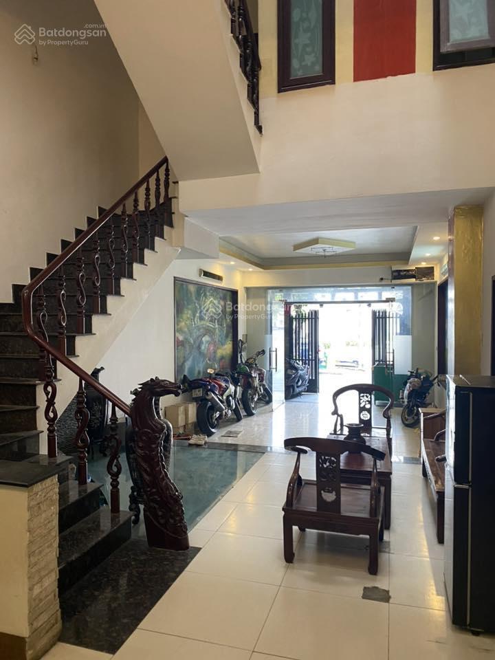 Bán gấp nhà giá tốt mt đường 52a khu tên lửa 5x20m 3 lầu giá 9.5 tỷ  0909 273 ***