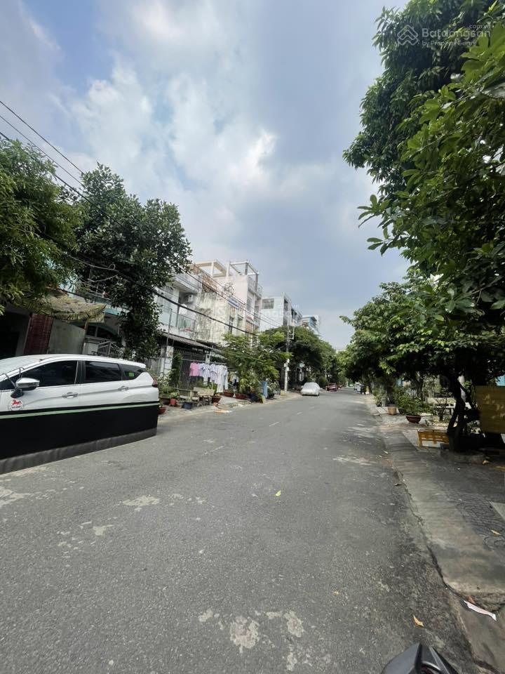 Bán gấp nhà nát mt đường 47 khu tên lửa 4.5x18m giá 7.4 tỷ giá tốt  0909 273 ***