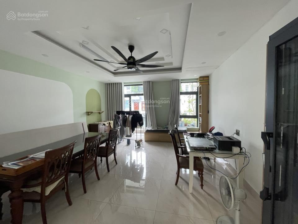Bán gấp nhà mới đẹp mt đường 6d khu tên lửa 5x19m 2 lầu, giá 11,9 tỷ giá tốt,  0909 273 ***