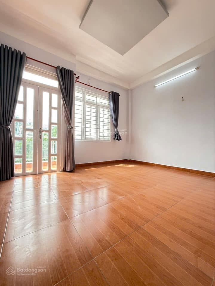 Bán gấp nhà mới đẹp hẻm 7m thông 155/lê đình cẩn 4.5x13m 3 lầu giá 6.95 tỷ giá tốt  0909 273 ***