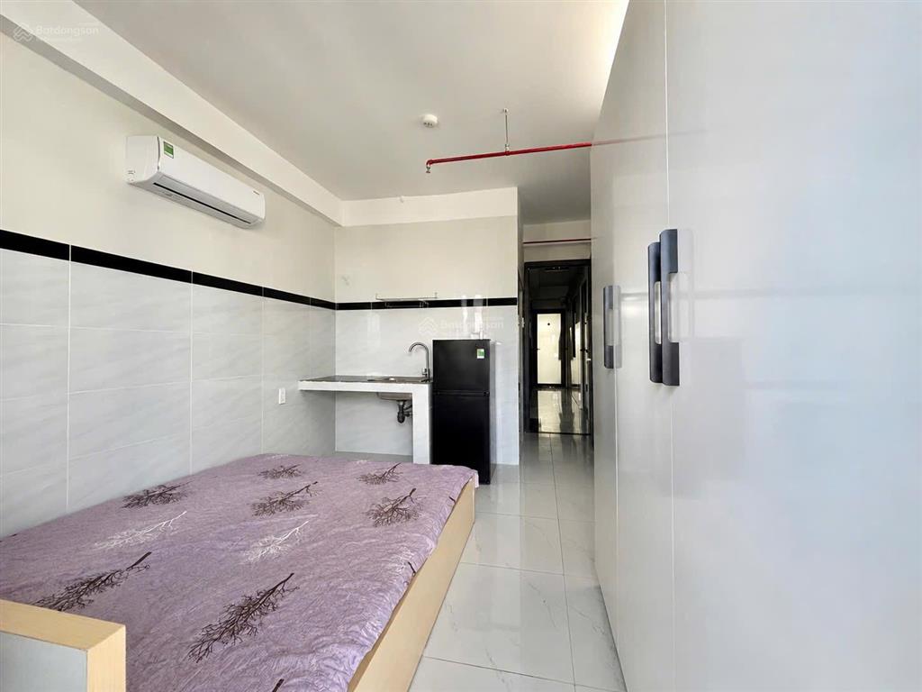 Studio ban công full nội thất ngay gần đh lao động xã hội