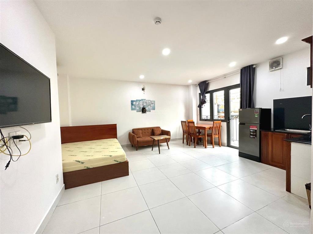 Studio rộng full nội thất ban công thoáng mát khu nhà ga t3