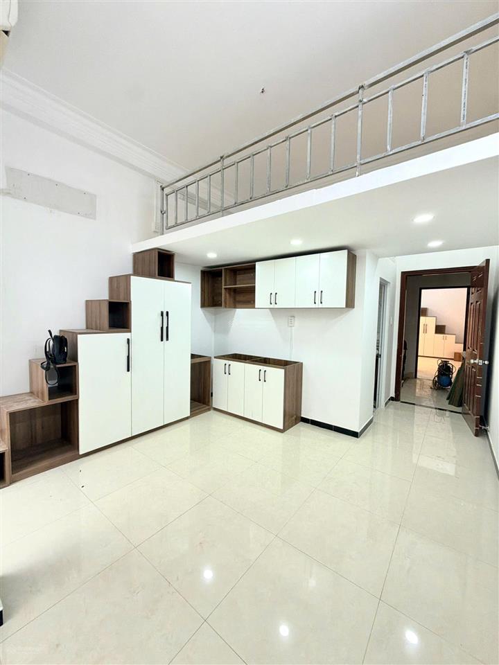 Khai trương duplex ban công, 1pn, 2pn giá hssv ngay ngã tư bảy hiền