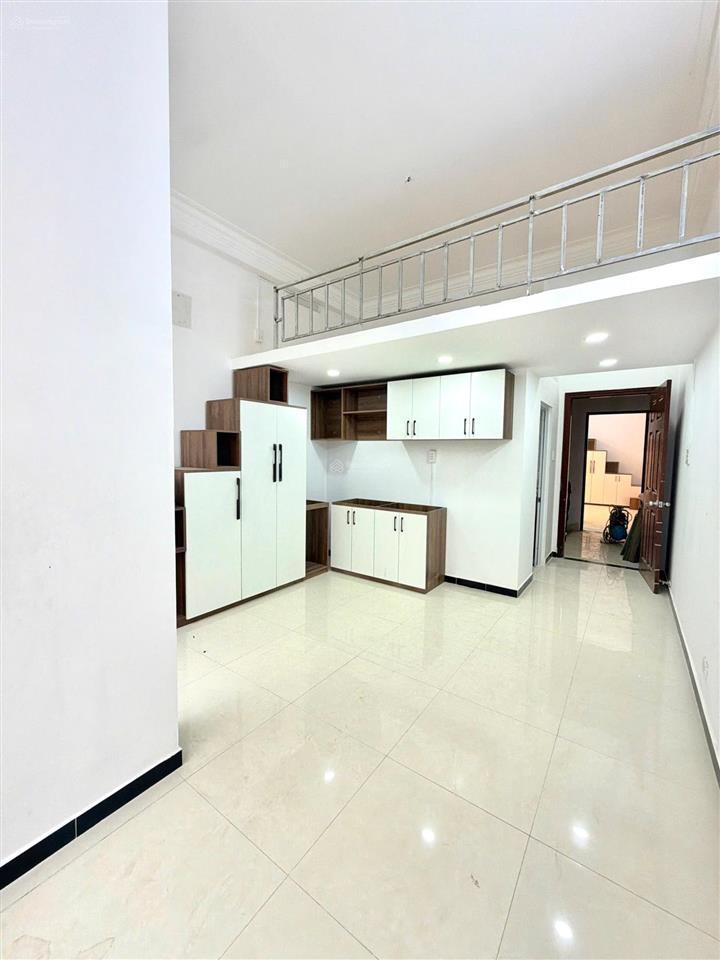 Khai trương duplex ban công, 1pn, 2pn giá hssv ngay ngã tư bảy hiền