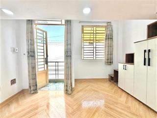 Duplex ban công rộng ngay khu etown tân bình