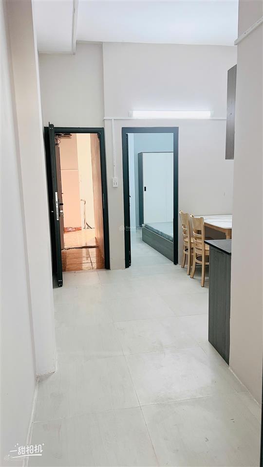 Căn hộ 2 phòng ngủ ban công  cộng hòa, tân bình