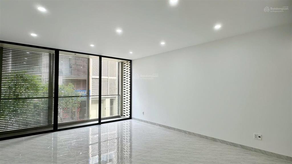 Cho thuê nhà phố soho tầng trệt ngay trục đường wiyo kinh doanh sầm uất giá tốt