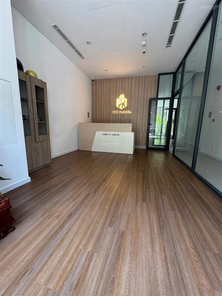 Cho thuê tầng trệt nhà phố soho the global city