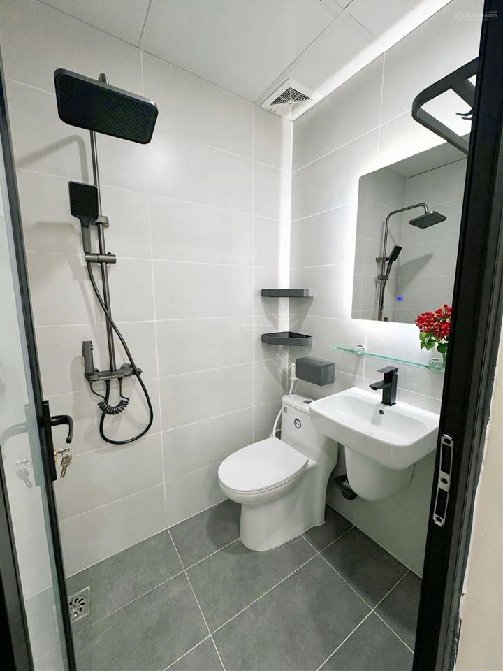 Tòa ccmn nguyễn ngọc vũ, 101m2*16p, lô góc 2 thoáng, thang máy, ngõ ô tô kd, pccc