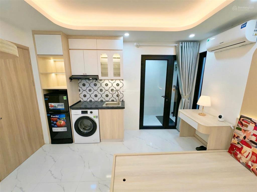 Tòa ccmn nguyễn ngọc vũ, 101m2*16p, lô góc 2 thoáng, thang máy, ngõ ô tô kd, pccc