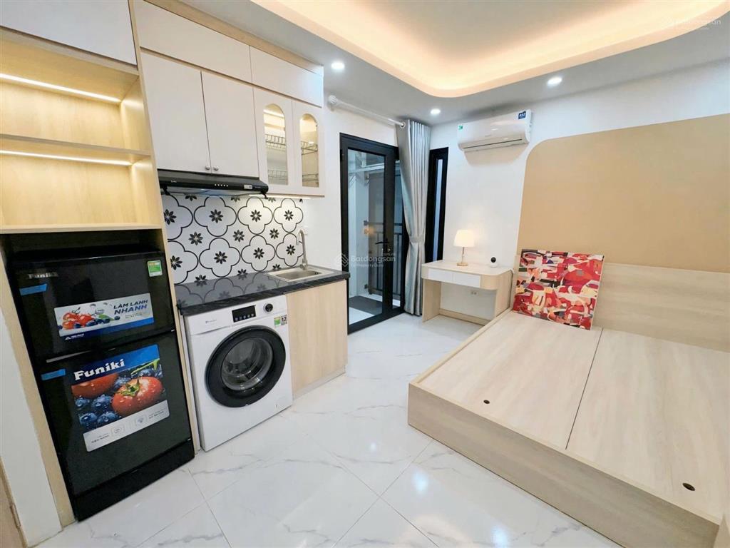 Tòa ccmn nguyễn ngọc vũ, 101m2*16p, lô góc 2 thoáng, thang máy, ngõ ô tô kd, pccc