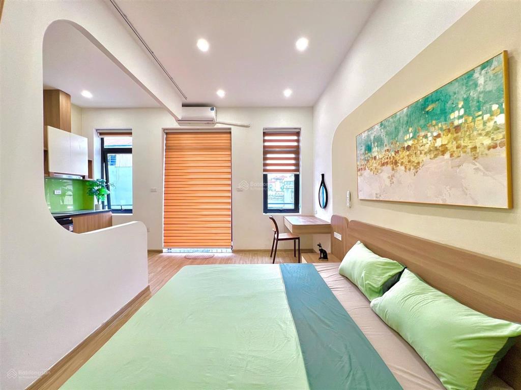 Tòa chdv hào nam, 111m2*22p, dòng tiền 1.5 tỷ/năm, ngõ thẳng, trước nhà ba gác, 3 mặt thoáng, pccc