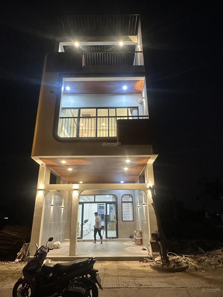 Góc nội bộ dự án the sol city, 2,65 tỷ, 75m2, giá tốt nhất sau lưng chợ hưng long, bình chánh