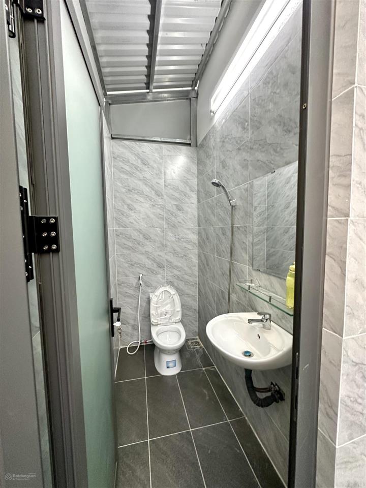Nhà liền kề a9  23, 3,55 tỷ, 75m2, 3pn, 3wc, hướng tây bắc the sol city, giá tốt