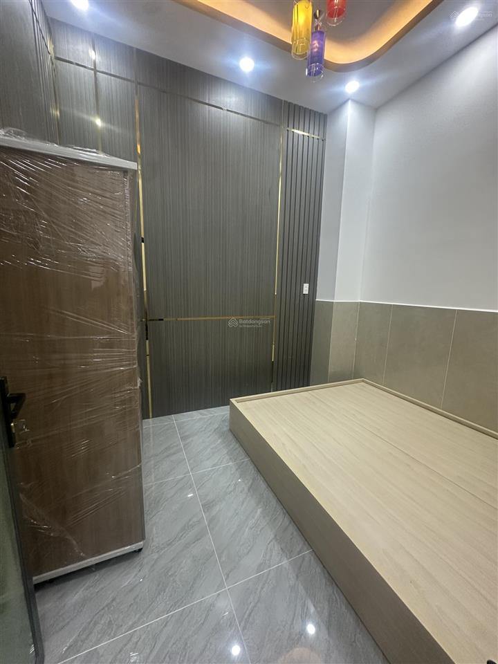 Nhà phố góc 3 lầu view hồ bơi the sol city, 4,350 tỷ, full nội thất, shr, đã hoàn công hỗ trợ vay