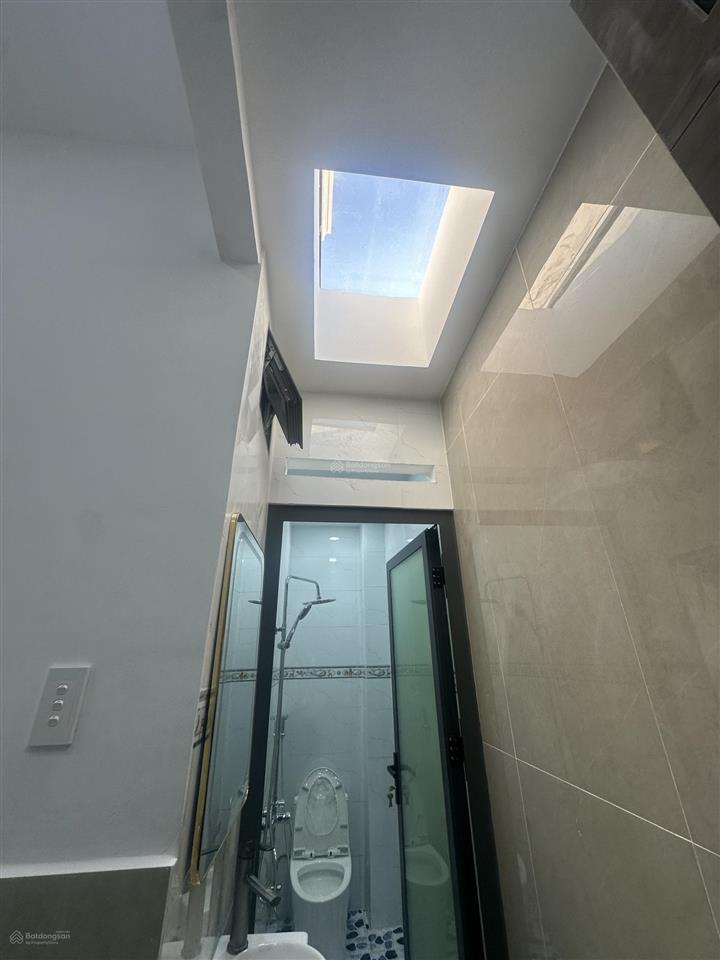 Nhà phố góc 3 lầu view hồ bơi the sol city, 4,350 tỷ, full nội thất, shr, đã hoàn công hỗ trợ vay
