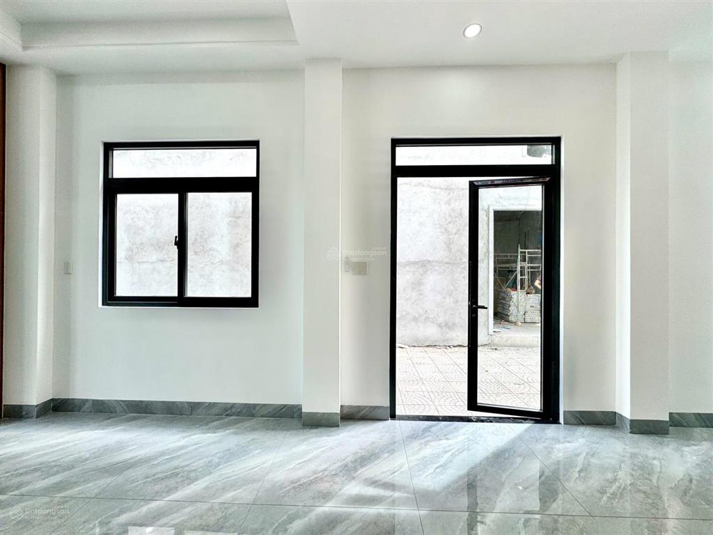 Nhà góc 2 mặt tiền the sol city, đường n9, 4tỷ550 80m2, shr, hoàn công, full nội thất, hỗ trợ vay