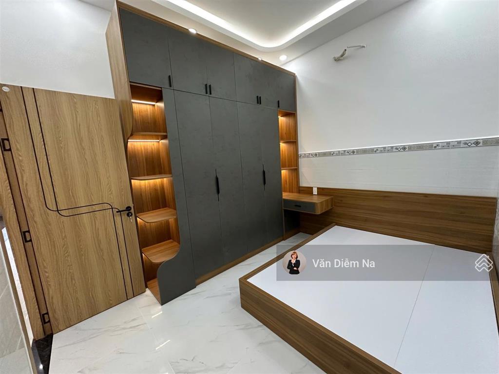 Bán gấp nhà riêng 4,09 tỷ, 100m2 tại five star eco city, cần giuộc, long an