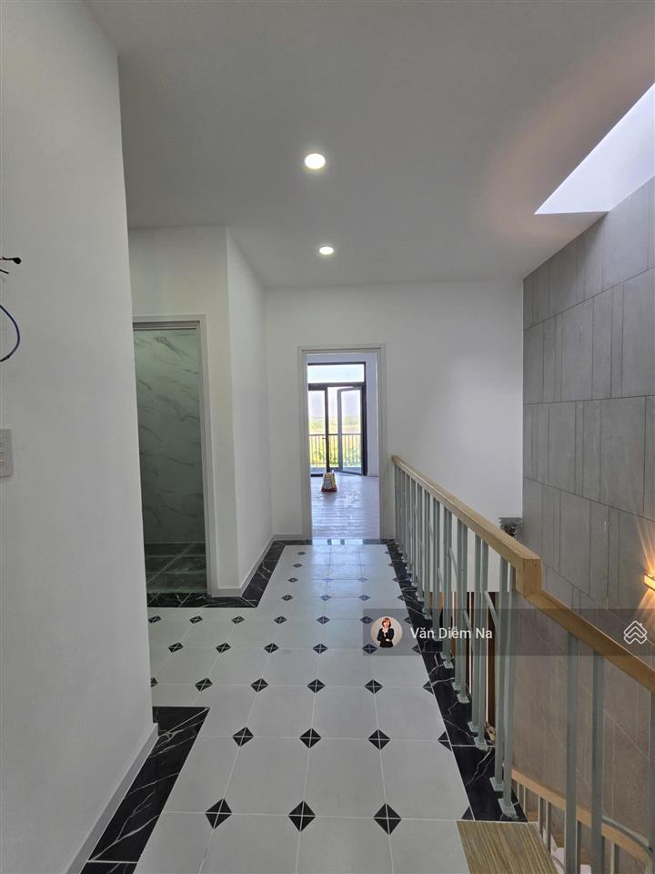 Bán nhà mặt phố view kênh mát 3,85 tỷ, còn tl 81m2 tại the sol city, long thượng, cần giuộc