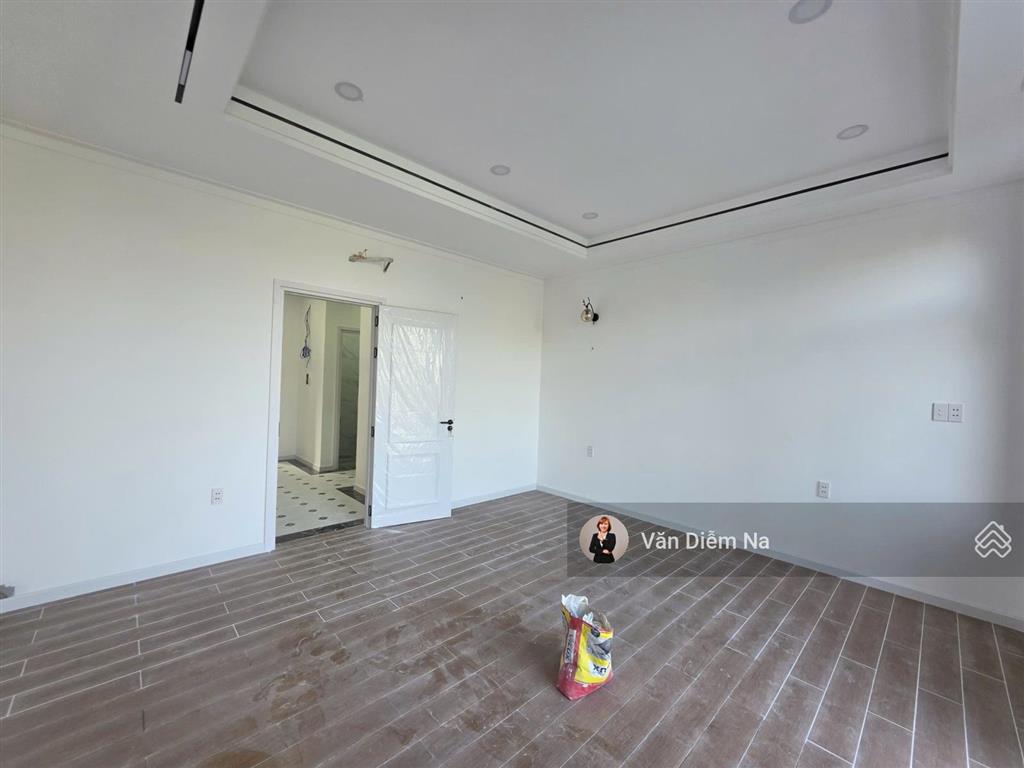 Bán nhà mặt phố view kênh mát 3,85 tỷ, còn tl 81m2 tại the sol city, long thượng, cần giuộc