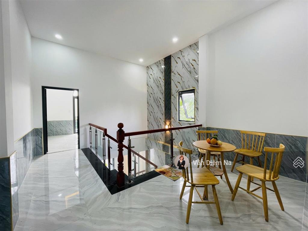 Hàng hiếm nhà long trạch hoàn công, 1,99 tỷ, 108m2, np 3pn, 2wc, sổ sẵn, cho thuê ngay được.