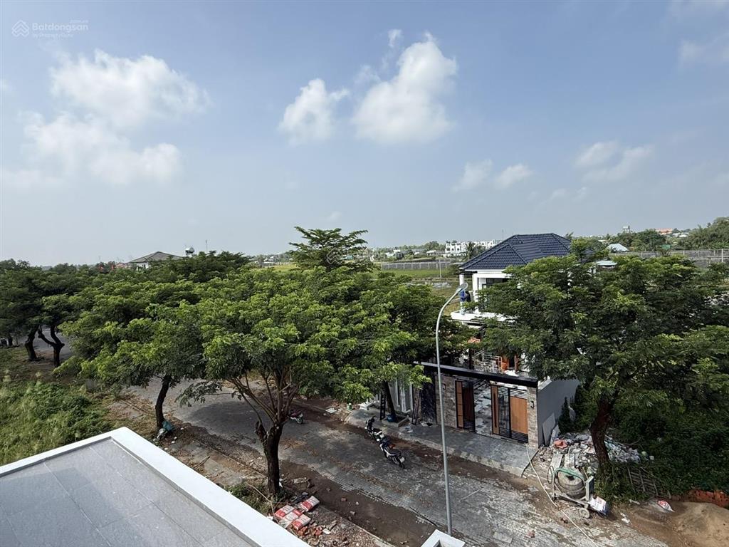 Bán biệt thự gia phú viên 230m2, tại long khê, cần đước, long an bao đẹp giá cực chất