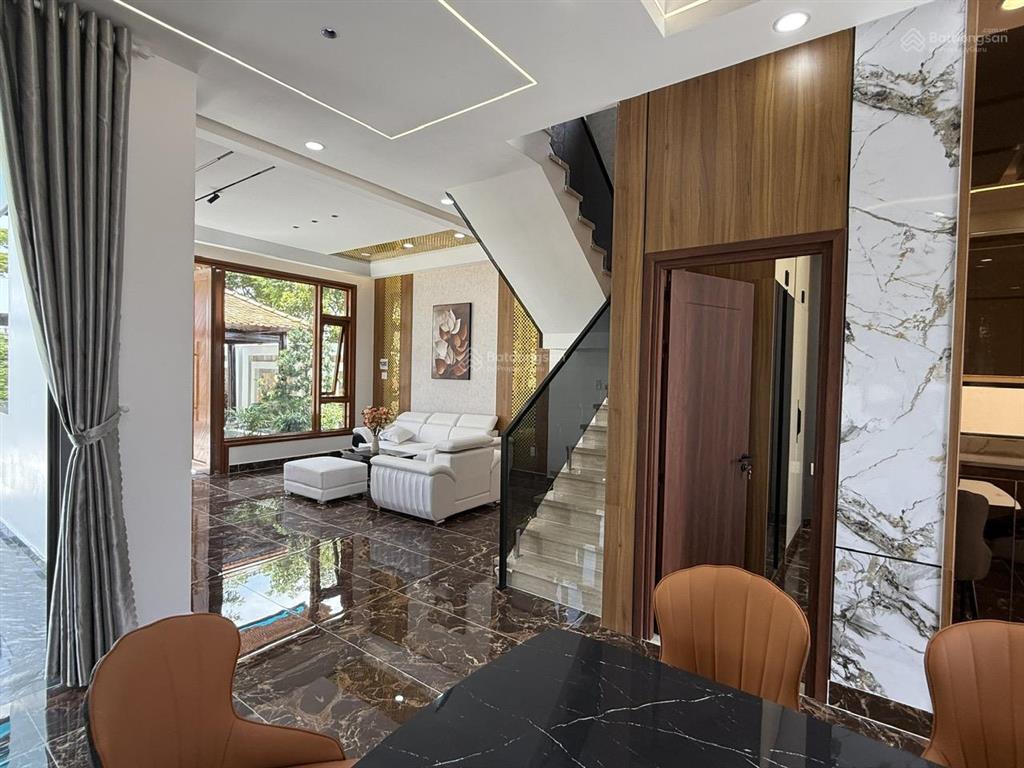 Bán biệt thự gia phú viên 230m2, tại long khê, cần đước, long an bao đẹp giá cực chất