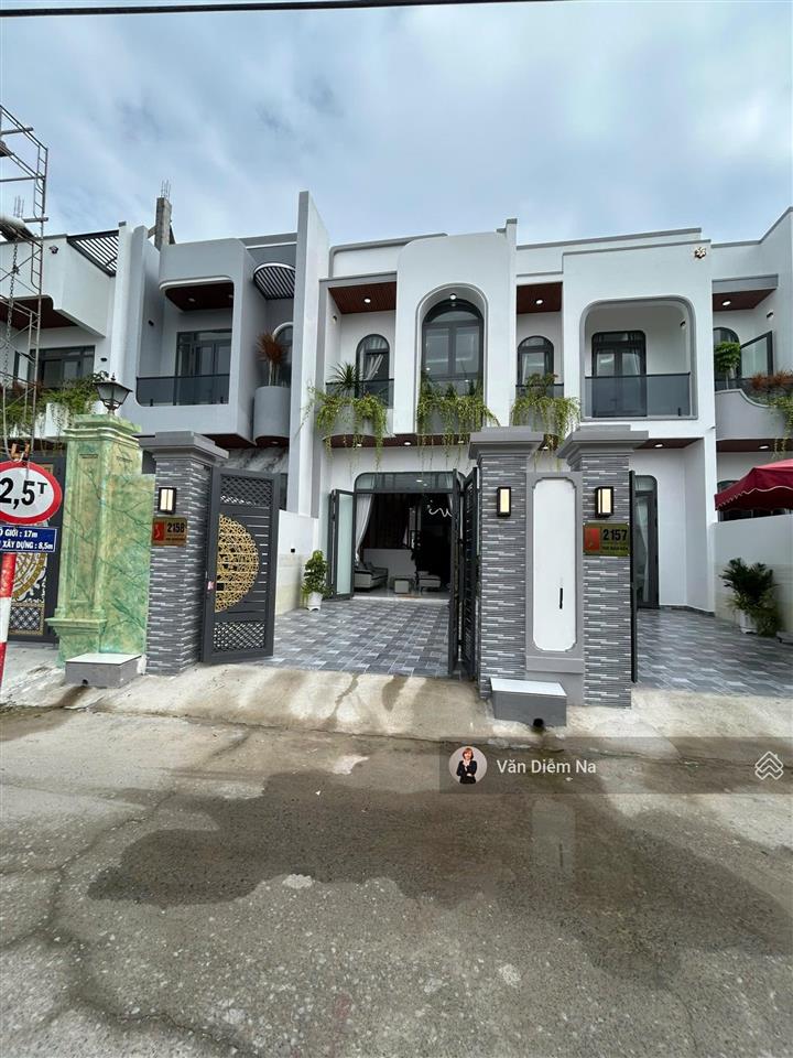 Mất khả năng chi trả, bán nhà đẹp ubnd rạch kiến 2,1 tỷ, 104m2, shr hoàn công