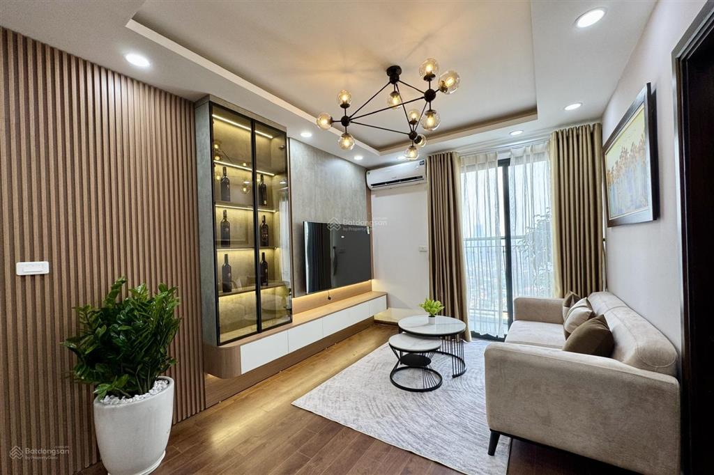 Quỹ căn 3 ngủ, full đồ, sẵn sổ, giá 10 tỷ tại golden park
