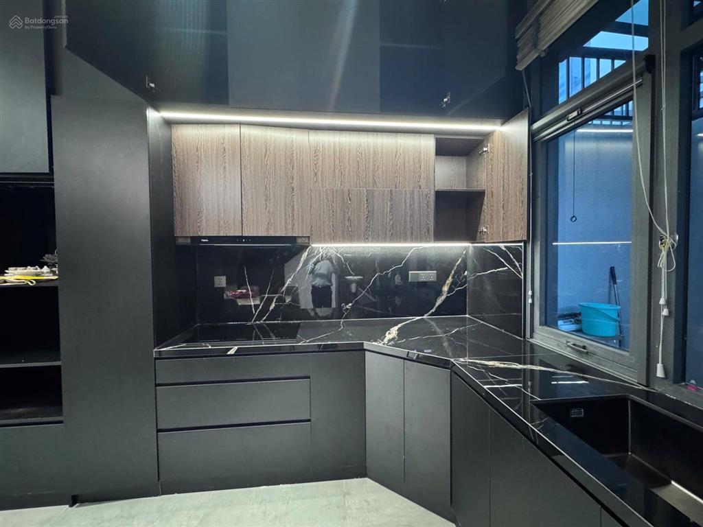 Chính chủ gửi bán verosa khang điền 5x15m..  nam lê