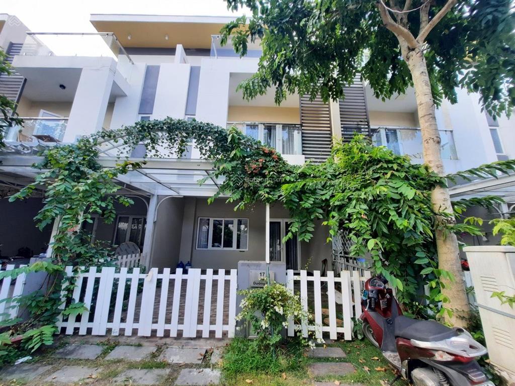 Chính chủ gửi bán căn biệt thự góc, nội thất giá 12,7tỷ.  nam lê xem nhà