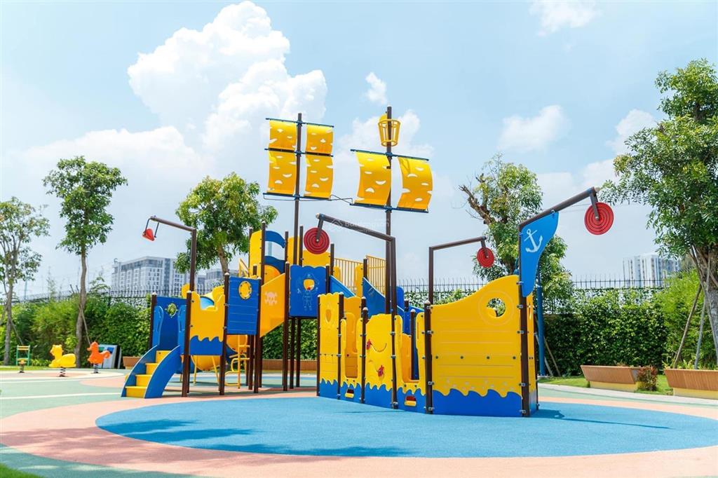 Chính chủ gửi bán verosa khang điền tốt nhất chỉ 14,2 tỷ.  nam lê ở verosa xem nhà thực tế